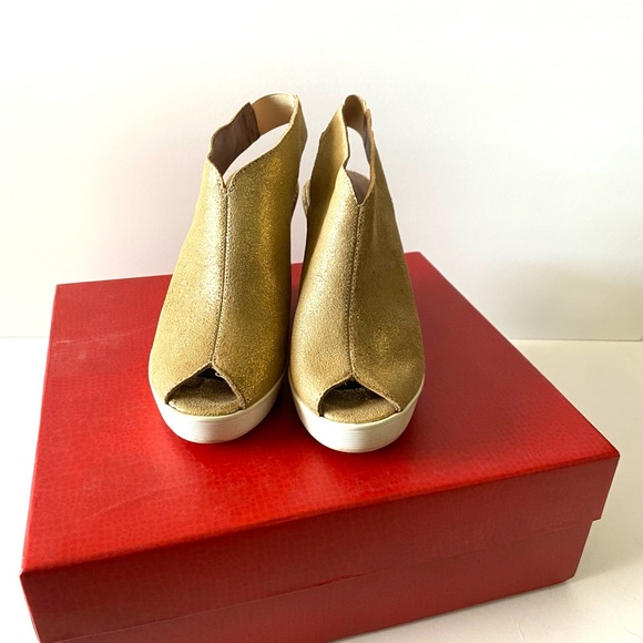 Donald J Pliner Women’s size 5 Platform Wedges heel open toe - Picture 8 of 9